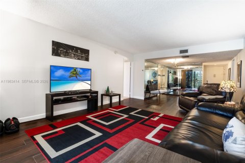Condo in Weston, Florida, 2 bedrooms  № 2081017 - photo 5