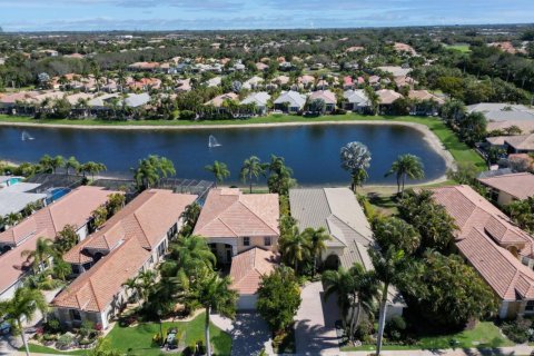 Villa ou maison à louer à Lake Worth, Floride: 4 chambres, 331.75 m2 № 2278688 - photo 23