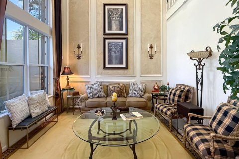 Villa ou maison à louer à Lake Worth, Floride: 4 chambres, 331.75 m2 № 2278688 - photo 5