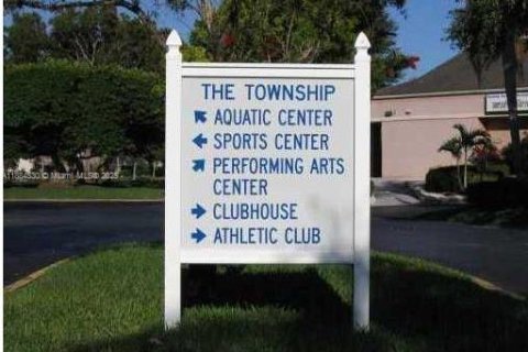 Adosado en alquiler en Coconut Creek, Florida, 2 dormitorios, 125.88 m2 № 1945032 - foto 23