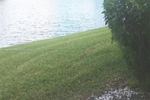 Adosado en alquiler en Coconut Creek, Florida, 2 dormitorios, 125.88 m2 № 1945032 - foto 20