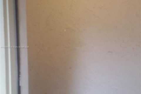 Adosado en alquiler en Coconut Creek, Florida, 2 dormitorios, 125.88 m2 № 1945032 - foto 17