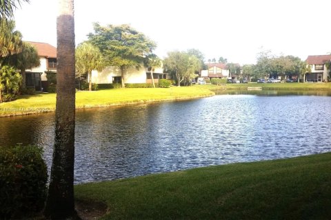 Adosado en alquiler en Coconut Creek, Florida, 2 dormitorios, 125.88 m2 № 1945032 - foto 19