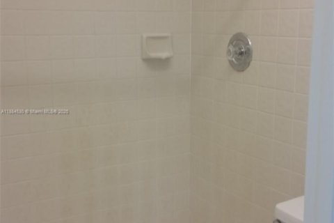 Adosado en alquiler en Coconut Creek, Florida, 2 dormitorios, 125.88 m2 № 1945032 - foto 16