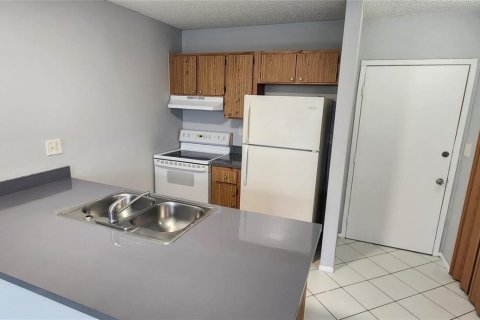 Copropriété à louer à Coral Springs, Floride: 1 chambre, 56.3 m2 № 2415626 - photo 2