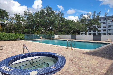 Copropriété à louer à Coral Springs, Floride: 1 chambre, 56.3 m2 № 2415626 - photo 14