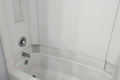 Copropriété à louer à Coral Springs, Floride: 1 chambre, 56.3 m2 № 2415626 - photo 11