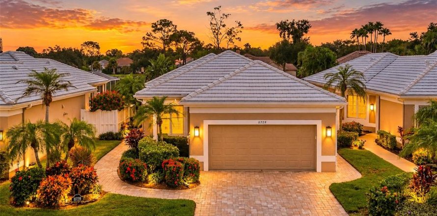 Villa ou maison à Bradenton, Floride 3 chambres, 187.66 m2 № 2415523