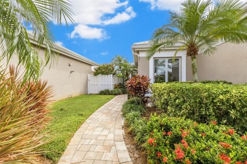 Villa ou maison à vendre à Bradenton, Floride: 3 chambres, 187.66 m2 № 2415523 - photo 8
