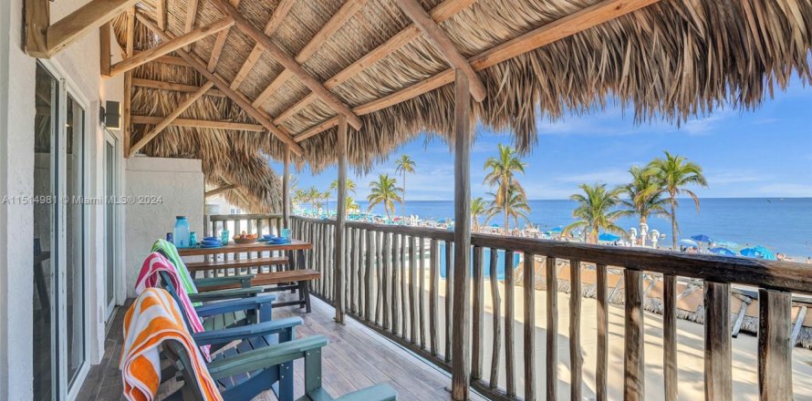 Condo à Hollywood, Floride, 2 chambres  № 1980667