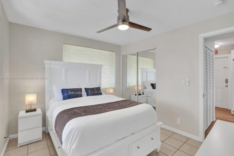 Copropriété à louer à Hollywood, Floride: 2 chambres, 92.9 m2 № 1980667 - photo 12