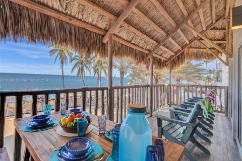 Copropriété à louer à Hollywood, Floride: 2 chambres, 92.9 m2 № 1980667 - photo 25