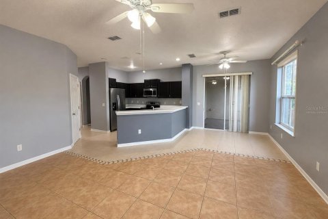 Casa en venta en Clermont, Florida, 4 dormitorios, 207.92 m2 № 2140296 - foto 13