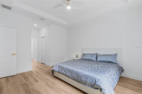 Casa en alquiler en North Port, Florida, 3 dormitorios, 149.57 m2 № 1793908 - foto 17