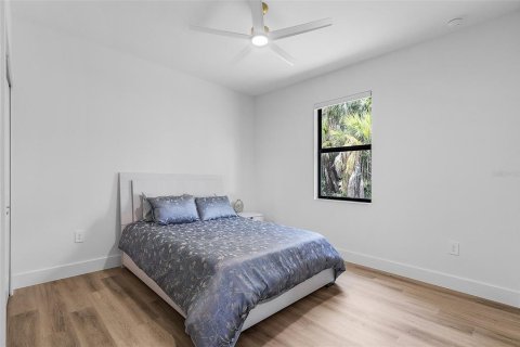 Casa en alquiler en North Port, Florida, 3 dormitorios, 149.57 m2 № 1793908 - foto 15