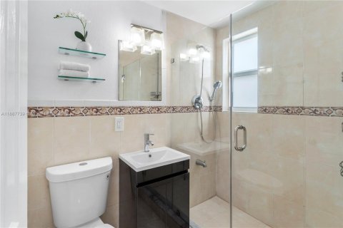 Condominio en alquiler en South Miami, Florida, 1 dormitorio, 47.38 m2 № 2019516 - foto 12