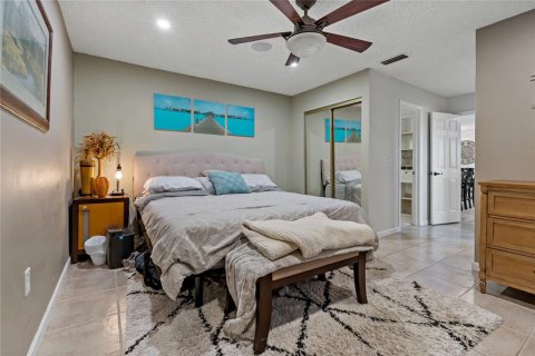 House in New Port Richey, Florida 2 bedrooms, 120.59 sq.m. № 1902850 - photo 15