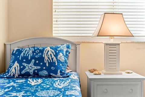 Condo in Sarasota, Florida, 2 bedrooms  № 1640314 - photo 18