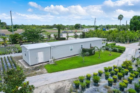 Propiedad comercial en venta en Miami, Florida № 2053783 - foto 6