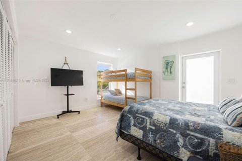 Купить виллу или дом в Биг-Пайн-Ки, Флорида 3 спальни, 171.78м2, № 1972895 - фото 16