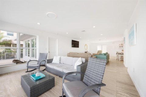 Купить виллу или дом в Биг-Пайн-Ки, Флорида 3 спальни, 171.78м2, № 1972895 - фото 5