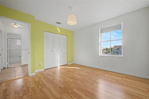 Villa ou maison à louer à Pembroke Pines, Floride: 3 chambres, 185.62 m2 № 2431375 - photo 18