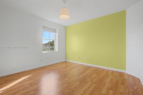 Villa ou maison à louer à Pembroke Pines, Floride: 3 chambres, 185.62 m2 № 2431375 - photo 17