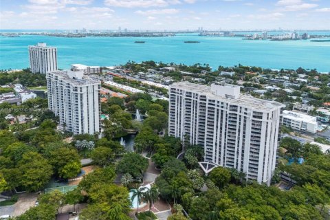 Condo à Miami, Floride, 2 chambres  № 1981037