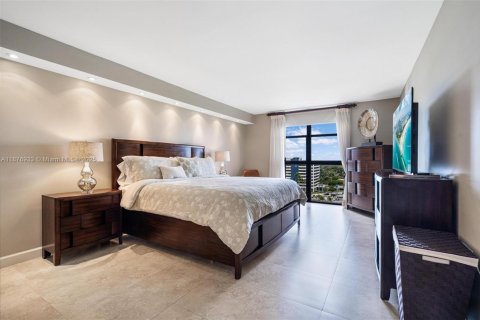 Copropriété à vendre à Miami, Floride: 2 chambres, 142.6 m2 № 1981037 - photo 20