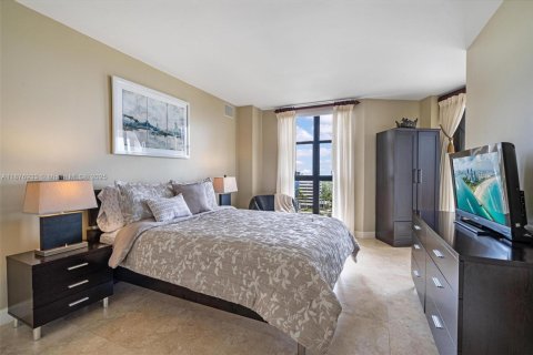 Copropriété à vendre à Miami, Floride: 2 chambres, 142.6 m2 № 1981037 - photo 17
