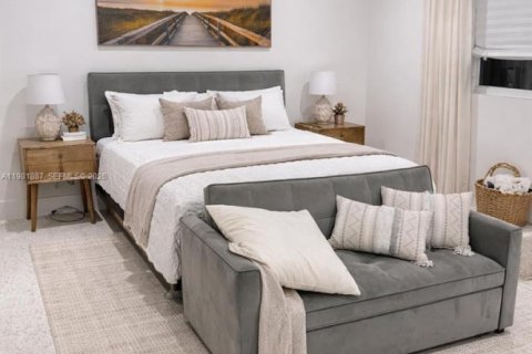 Casa en alquiler en St. Lucie, Florida, 3 dormitorios, 185.8 m2 № 2044887 - foto 7