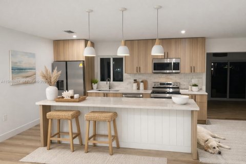 Casa en St. Lucie, Florida 3 dormitorios, 185.8 m2 № 2044887