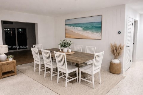 Casa en alquiler en St. Lucie, Florida, 3 dormitorios, 185.8 m2 № 2044887 - foto 3