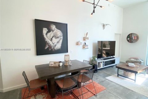 Снять в аренду кондоминиум в Майами, Флорида 2 спальни, 108.42м2, № 1991564 - фото 4