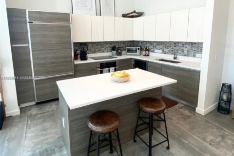 Снять в аренду кондоминиум в Майами, Флорида 2 спальни, 108.42м2, № 1991564 - фото 6