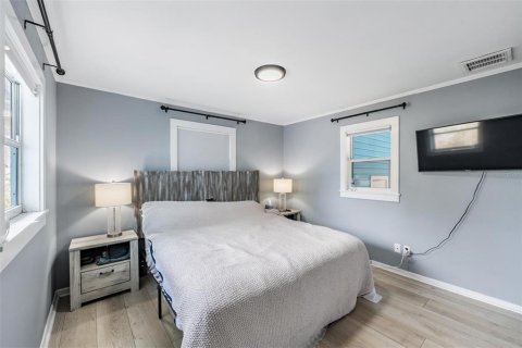 House in Clearwater, Florida 1 bedroom, 64.66 sq.m. № 1849462 - photo 23