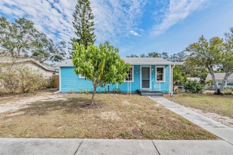 House in Clearwater, Florida 1 bedroom, 64.66 sq.m. № 1849462 - photo 1
