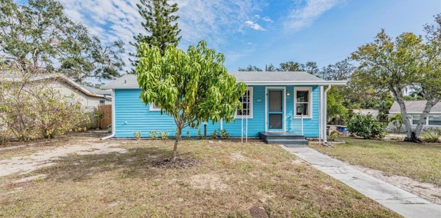 House in Clearwater, Florida 1 bedroom, 64.66 sq.m. № 1849462
