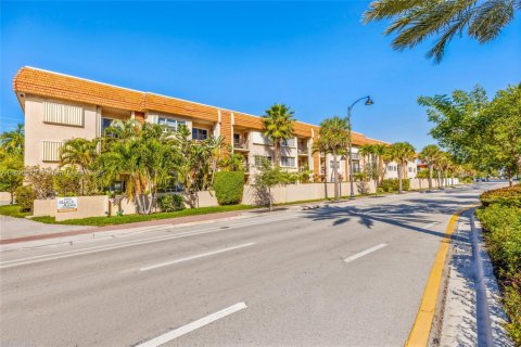 Снять в аренду кондоминиум в Форт-Лодердейл, Флорида 1 спальня, 63.17м2, № 1950081 - фото 12