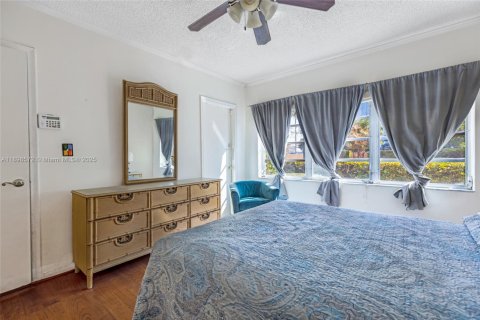 Снять в аренду кондоминиум в Форт-Лодердейл, Флорида 1 спальня, 63.17м2, № 1950081 - фото 4