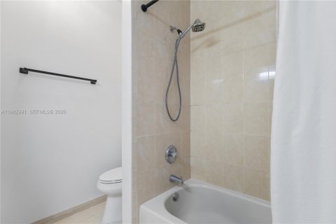 Condo in Homestead, Florida, 3 bedrooms  № 2080981 - photo 19