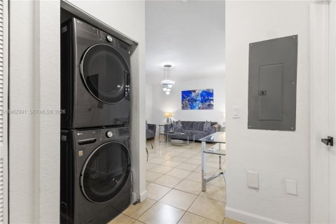 Condo in Homestead, Florida, 3 bedrooms  № 2080981 - photo 13