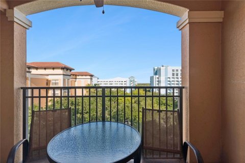 Condo in Orlando, Florida, 2 bedrooms № 2199563 - photo 22
