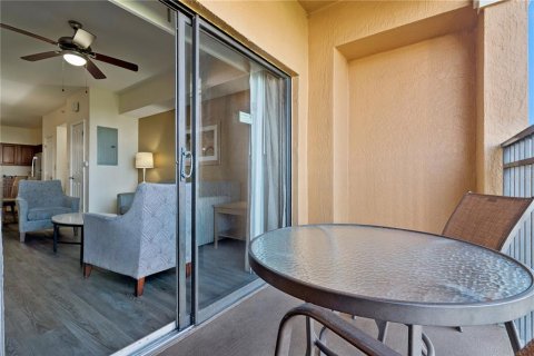 Condo in Orlando, Florida, 2 bedrooms № 2199563 - photo 20