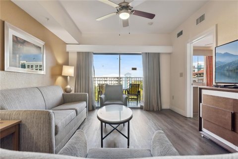 Condo in Orlando, Florida, 2 bedrooms № 2199563 - photo 4