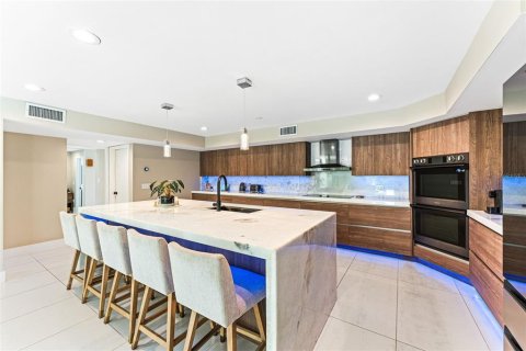 House in Longwood, Florida 8 bedrooms, 695.75 sq.m. № 1717292 - photo 21