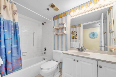Condo in Indian Shores, Florida, 1 bedroom  № 2098181 - photo 19