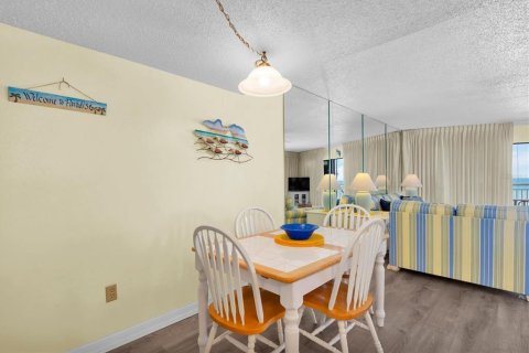 Condo in Indian Shores, Florida, 1 bedroom  № 2098181 - photo 12