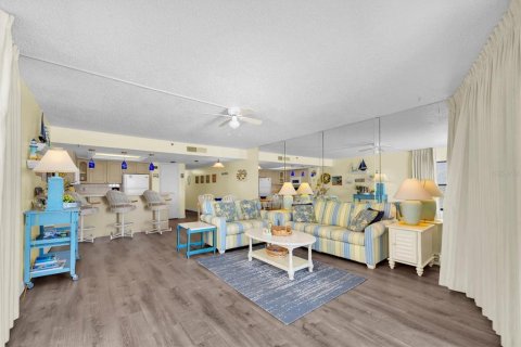 Condo in Indian Shores, Florida, 1 bedroom  № 2098181 - photo 6