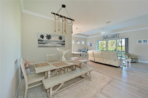Casa en venta en Bradenton, Florida, 2 dormitorios, 188.41 m2 № 1784624 - foto 5